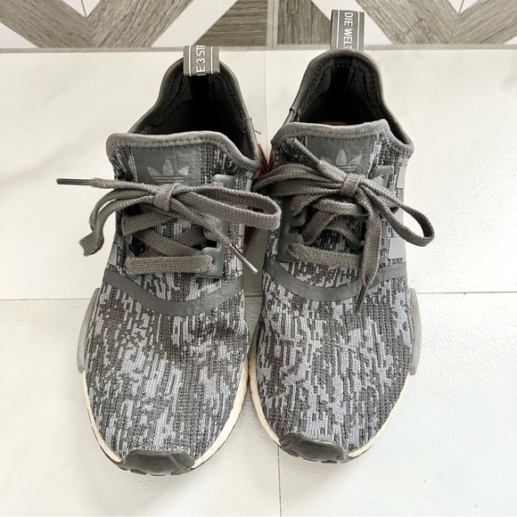 Adidas nmd r1 heather gray raw pink sneakers size 6 - Picture 2 of 11